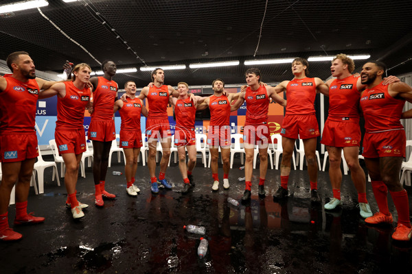 AFL 2025 Round 17 - Essendon v Gold Coast - A-60375238