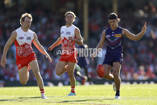 AFL 2025 Round 17 - Sydney v Fremantle - A-60409003