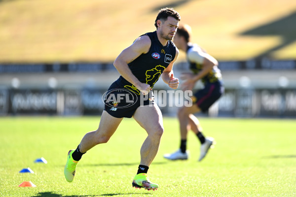 AFL 2025 Training - Brisbane 080725 - A-60430128