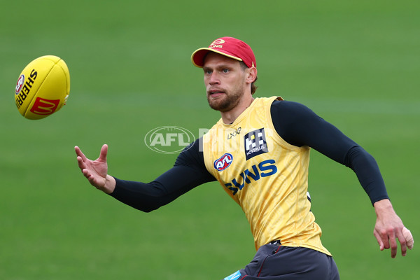 AFL 2025 Training - Gold Coast 090725 - A-60438697