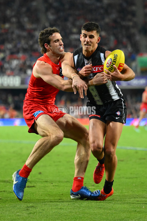 AFL 2025 Round 18 - Gold Coast v Collingwood - A-60471258