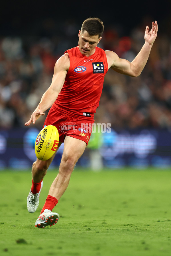 AFL 2025 Round 18 - Gold Coast v Collingwood - A-60471324