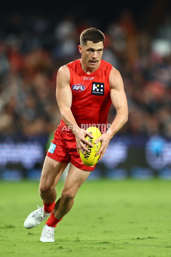 AFL 2025 Round 18 - Gold Coast v Collingwood - A-60472482