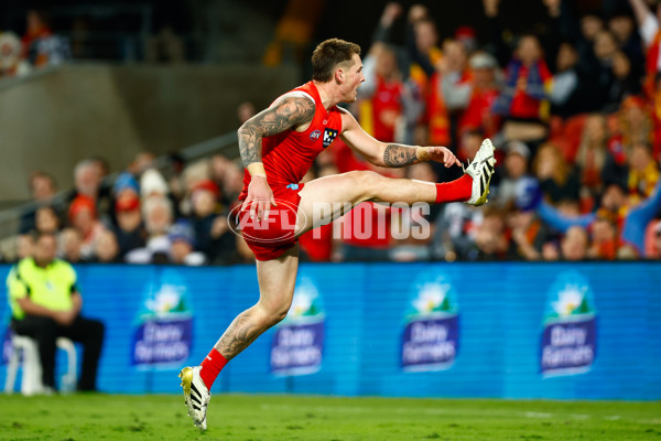 AFL 2025 Round 18 - Gold Coast v Collingwood - A-60473864