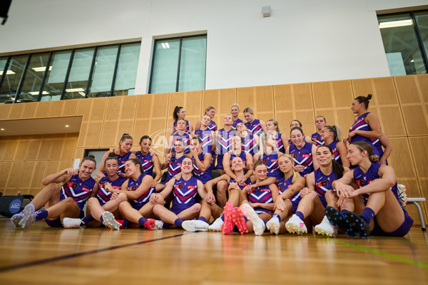 AFLW 2025 Media - Fremantle Team Photo Day - A-60561668