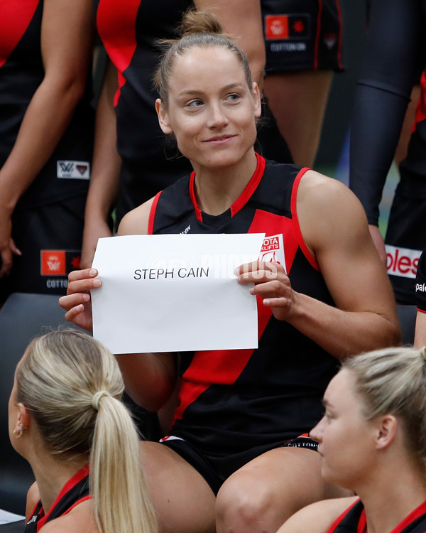 AFLW 2025 Media - Essendon Team Photo Day - A-60578218