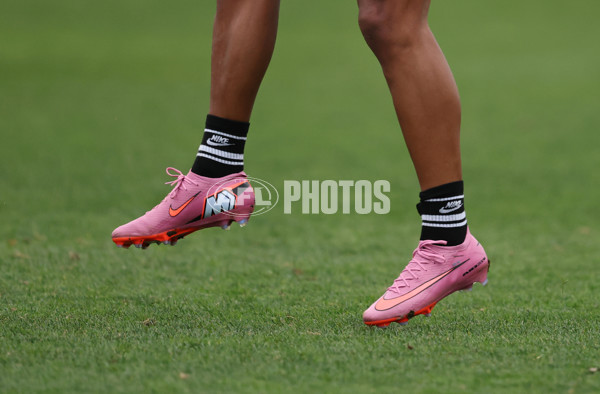 AFL 2025 Training - Collingwood 160725 - A-60592757