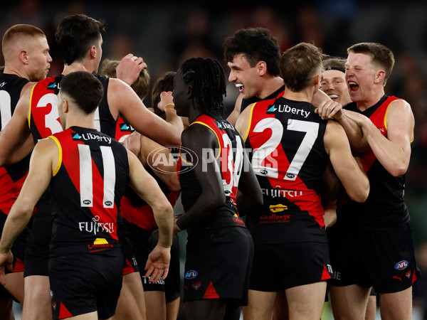 AFL 2025 Round 19 - Essendon v GWS - A-60596639