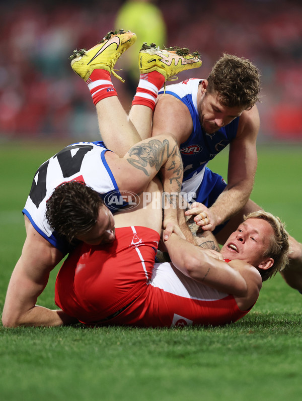AFL 2025 Round 19 - Sydney v North Melbourne - A-60626841
