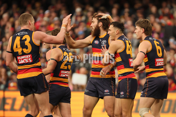 AFL 2025 Round 19 - Adelaide v Gold Coast - A-60669193