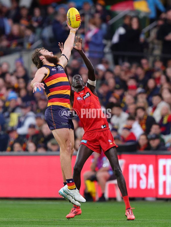 AFL 2025 Round 19 - Adelaide v Gold Coast - A-60669269