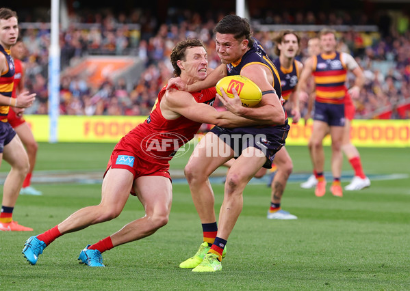 AFL 2025 Round 19 - Adelaide v Gold Coast - A-60671575