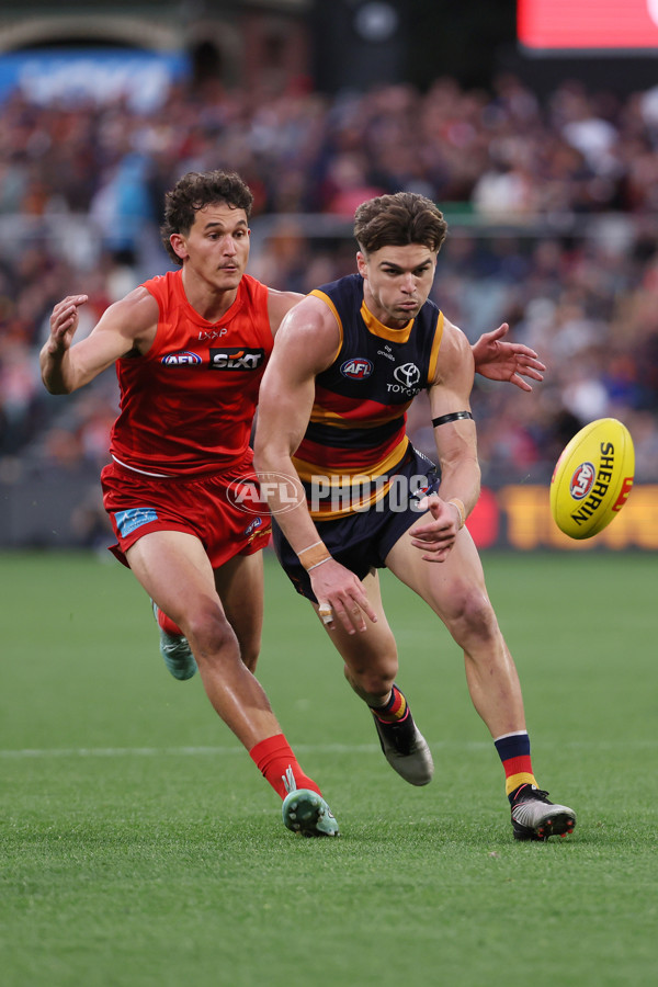 AFL 2025 Round 19 - Adelaide v Gold Coast - A-60674174