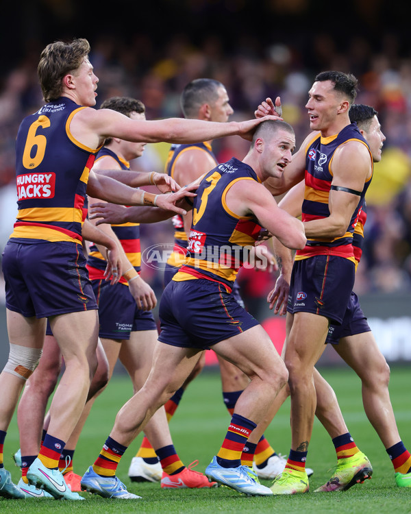 AFL 2025 Round 19 - Adelaide v Gold Coast - A-60676795