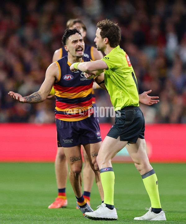 AFL 2025 Round 19 - Adelaide v Gold Coast - A-60676876