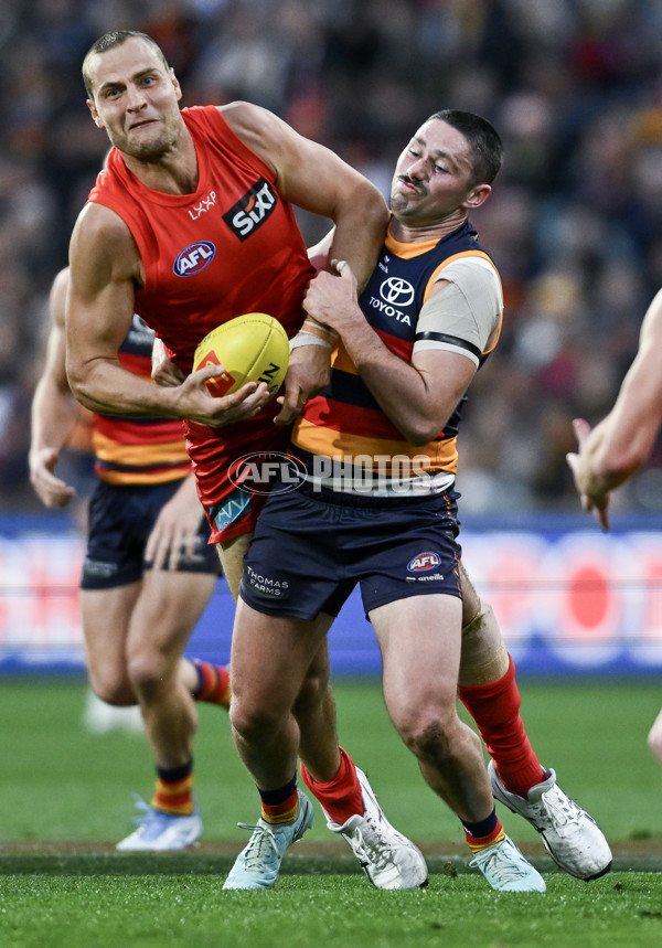 AFL 2025 Round 19 - Adelaide v Gold Coast - A-60676910