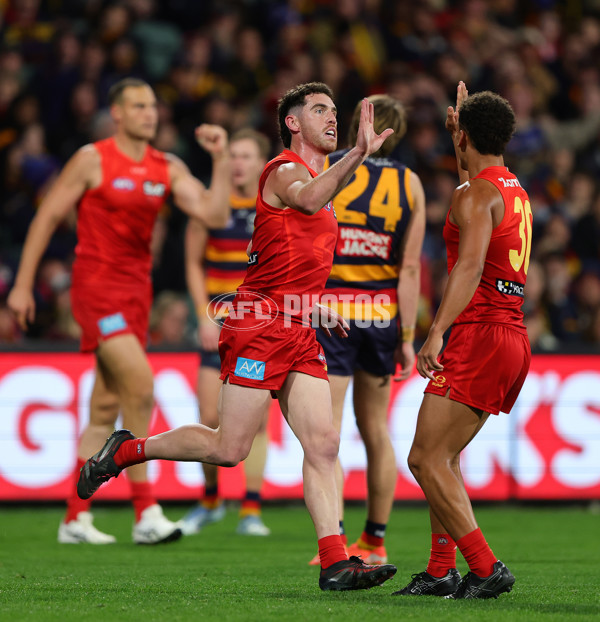 AFL 2025 Round 19 - Adelaide v Gold Coast - A-60681745