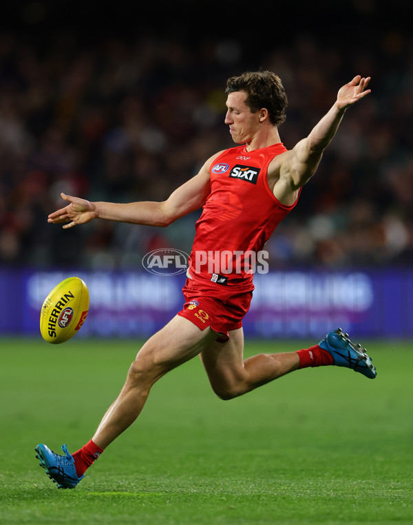 AFL 2025 Round 19 - Adelaide v Gold Coast - A-60681779