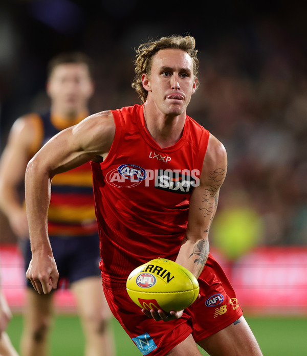 AFL 2025 Round 19 - Adelaide v Gold Coast - A-60682375