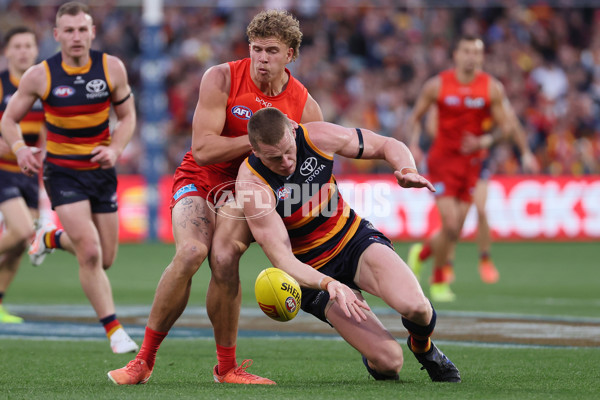 AFL 2025 Round 19 - Adelaide v Gold Coast - A-60686990