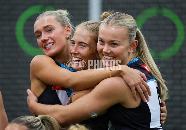 AFLW 2025 Media - Port Adelaide Team Photo Day - A-60703070