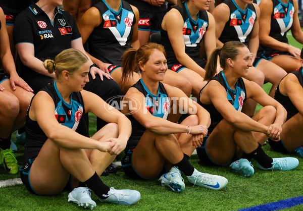 AFLW 2025 Media - Port Adelaide Team Photo Day - A-60703349