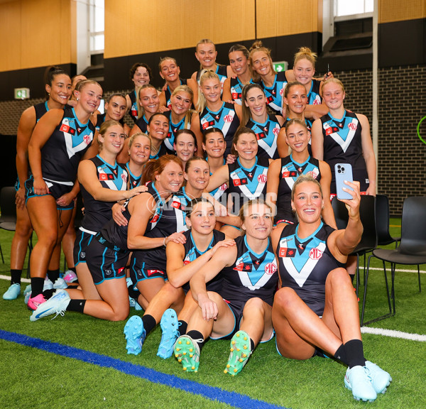 AFLW 2025 Media - Port Adelaide Team Photo Day - A-60703355