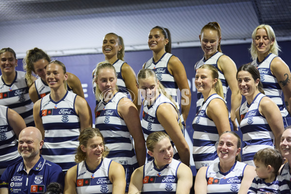 AFLW 2025 Media - Geelong Team Photo Day - A-60708330