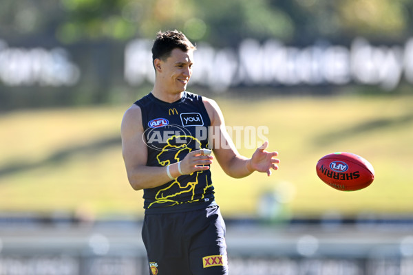 AFL 2025 Training - Brisbane 240725 - A-60711087