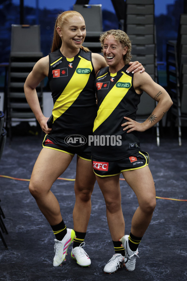 AFLW 2025 Media - Richmond Team Photo Day - A-60718781