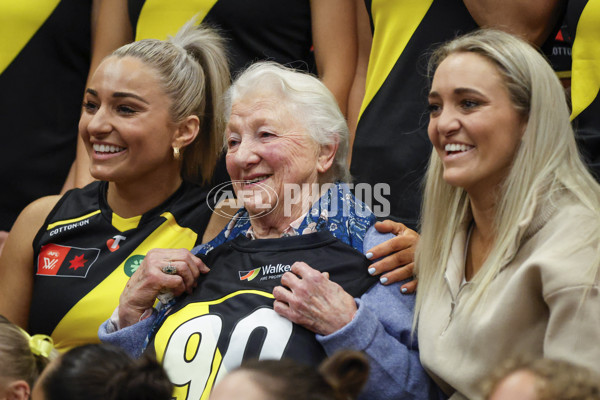 AFLW 2025 Media - Richmond Team Photo Day - A-60718798