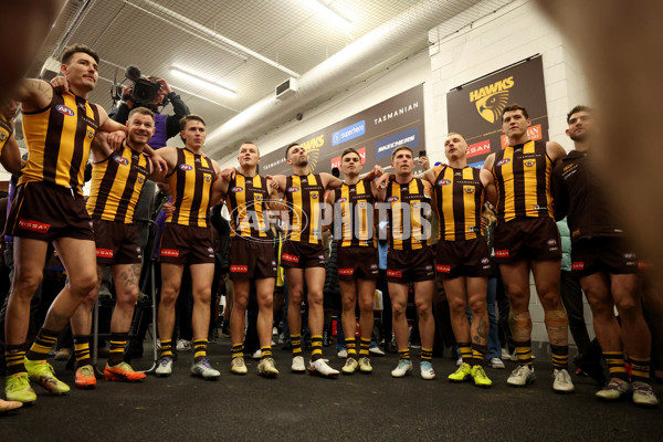 AFL 2025 Round 20 - Hawthorn v Carlton - A-60726819