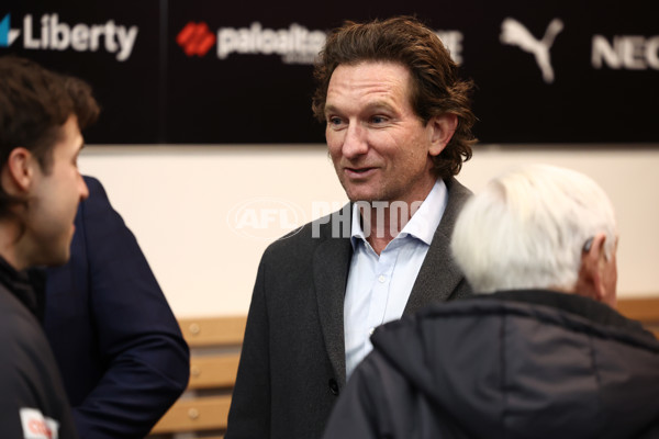AFL 2025 Round 20 - Essendon v Western Bulldogs - A-60729367