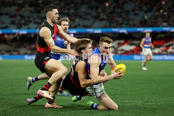AFL 2025 Round 20 - Essendon v Western Bulldogs - A-60734334