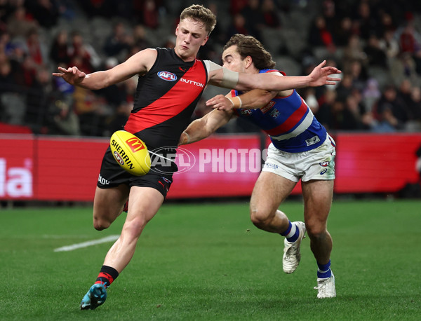 AFL 2025 Round 20 - Essendon v Western Bulldogs - A-60737352