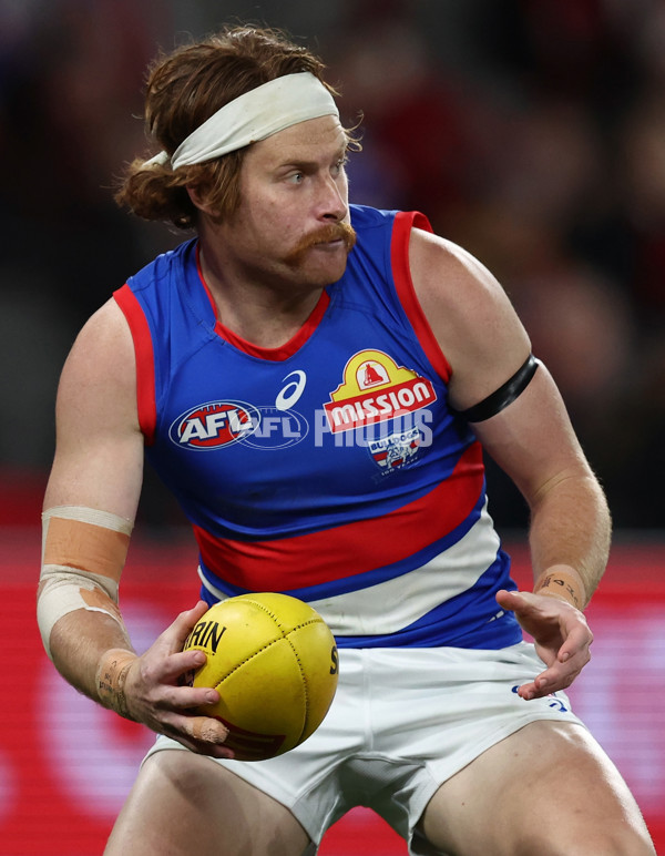 AFL 2025 Round 20 - Essendon v Western Bulldogs - A-60742445