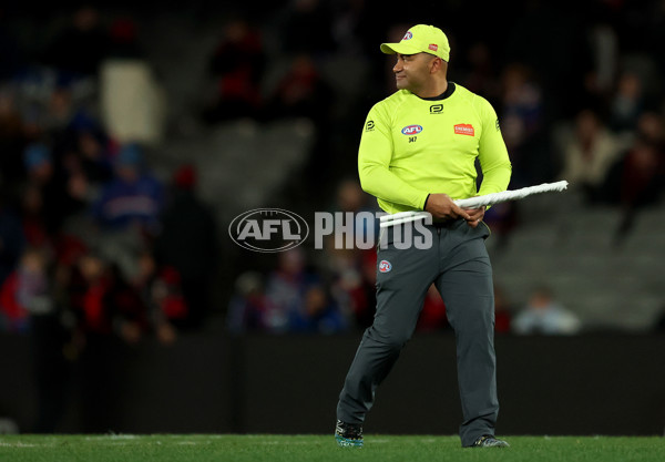 AFL 2025 Round 20 - Essendon v Western Bulldogs - A-60745569