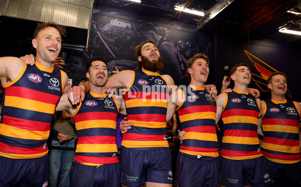 AFL 2025 Round 21 - Adelaide v Hawthorn - A-60891070