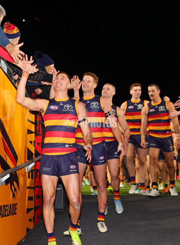 AFL 2025 Round 21 - Adelaide v Hawthorn - A-60892544