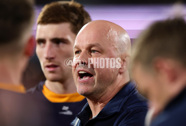 AFL 2025 Round 21 - Adelaide v Hawthorn - A-60898184