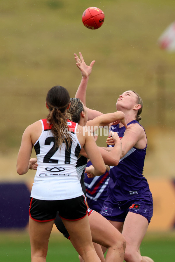 AFLW 2025 Practice Match - Fremantle v St Kilda - A-60979268