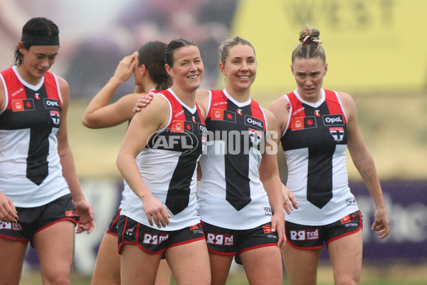 AFLW 2025 Practice Match - Fremantle v St Kilda - A-60991392