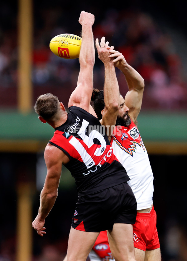 AFL 2025 Round 21 - Sydney v Essendon - A-61001938