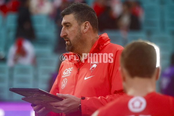 AFL 2025 Round 21 - Sydney v Essendon - A-61002154