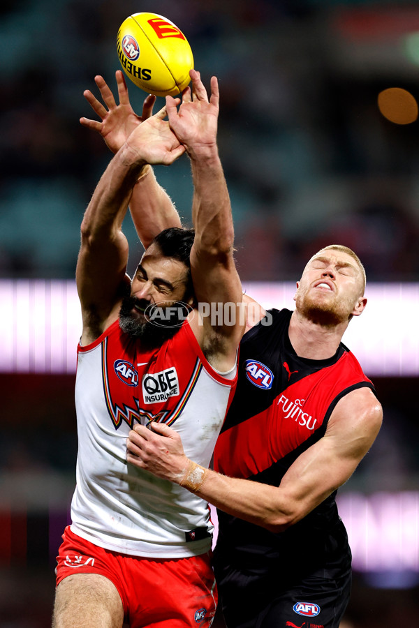AFL 2025 Round 21 - Sydney v Essendon - A-61010081