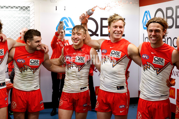 AFL 2025 Round 21 - Sydney v Essendon - A-61010147