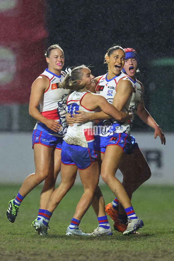AFLW 2025 Practice Match - West Coast v Western Bulldogs - A-61021081