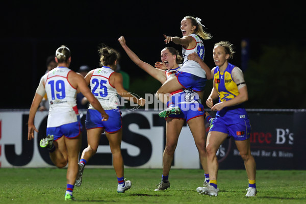 AFLW 2025 Practice Match - West Coast v Western Bulldogs - A-61021593