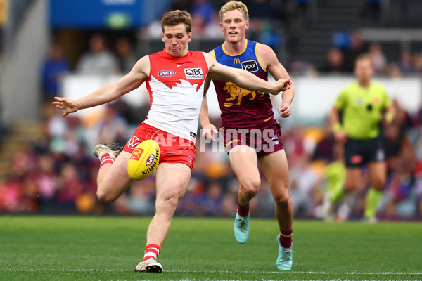 AFL 2025 Round 22 - Brisbane v Sydney - A-61204182