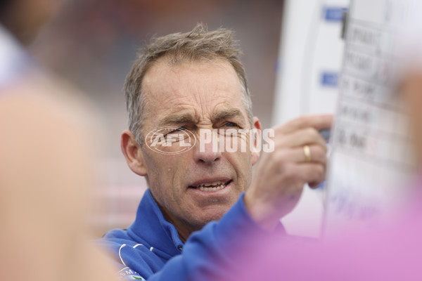 AFL 2025 Round 22 - GWS v North Melbourne - A-61256206